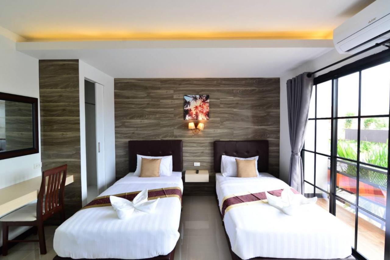 The Room Boutique Hotel Sakon Nakhon Exterior photo