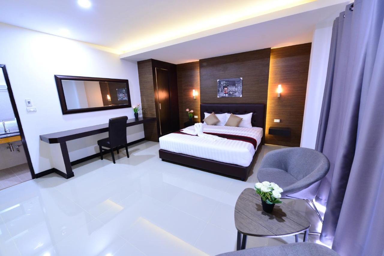 The Room Boutique Hotel Sakon Nakhon Exterior photo