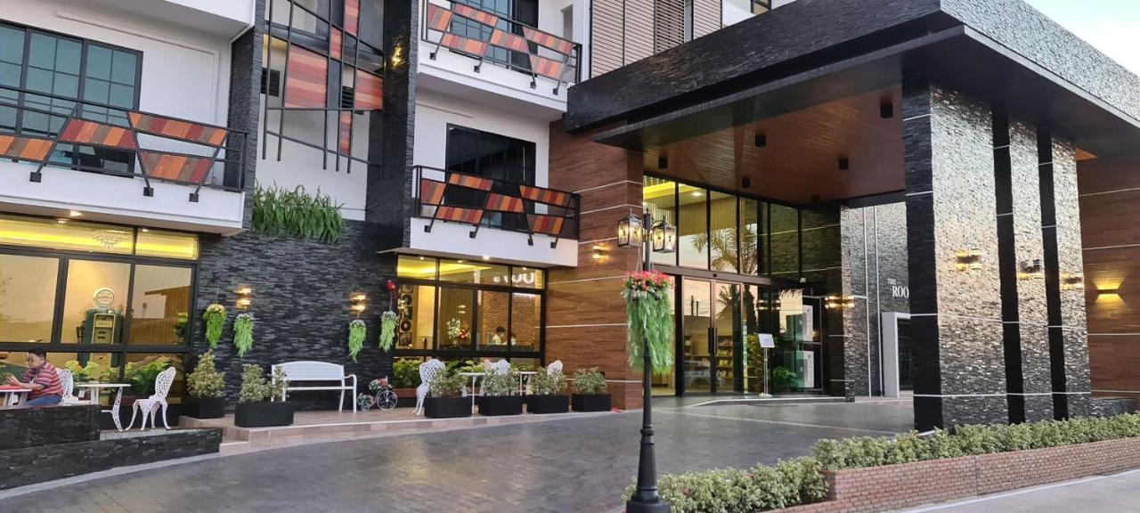 The Room Boutique Hotel Sakon Nakhon Exterior photo