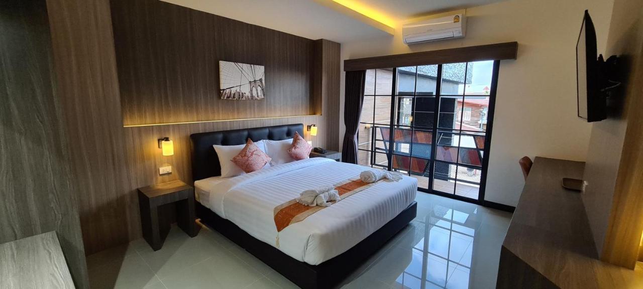 The Room Boutique Hotel Sakon Nakhon Exterior photo